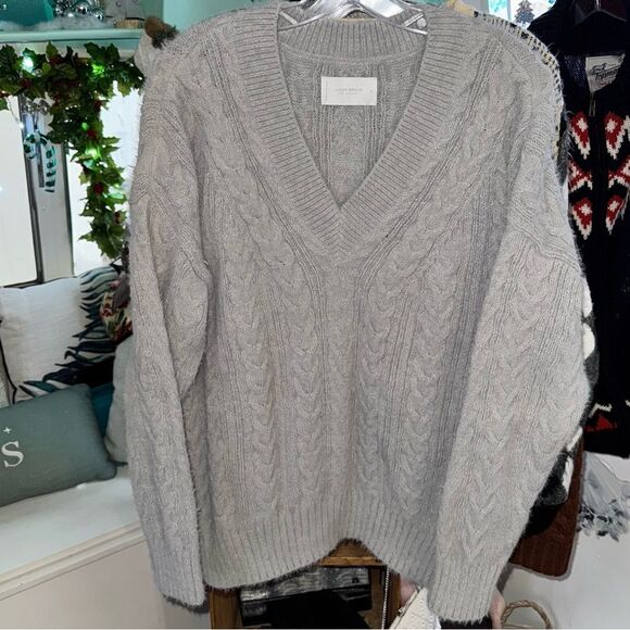 Lucky Brand NWT V-Neck Relaxed Gray Fit Eyelash Sweater Oversized Size Med - Picture 5 of 10
